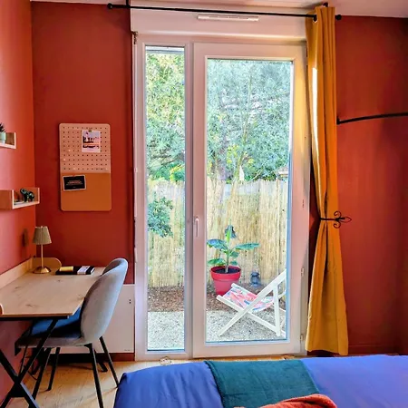 T3 Original La Rochelle - Terrasse Et Parking- Le Nid Colore * Lagord