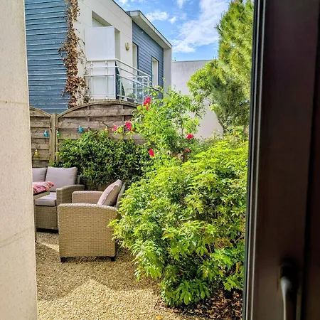Apartament T3 Original La Rochelle - Terrasse Et Parking- Le Nid Colore Lagord