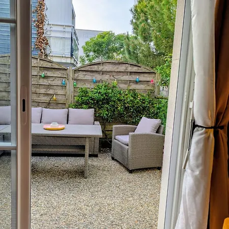 Apartament T3 Original La Rochelle - Terrasse Et Parking- Le Nid Colore Lagord
